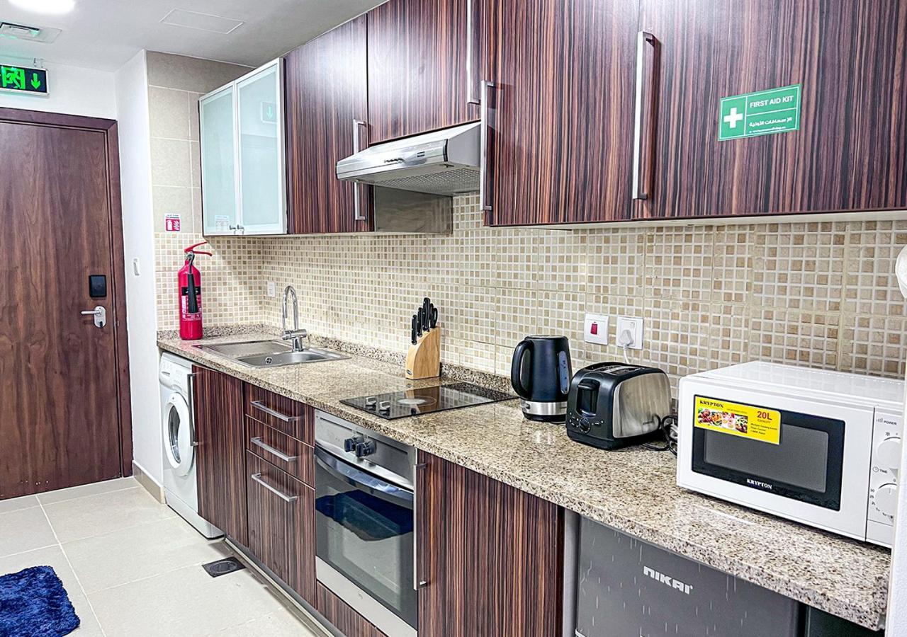 Cosmos Living Modern Studio Near Dubai Marina Екстериор снимка