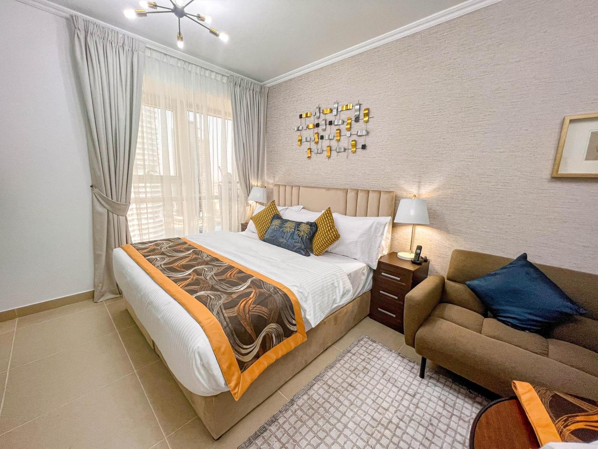 Cosmos Living Modern Studio Near Dubai Marina Екстериор снимка
